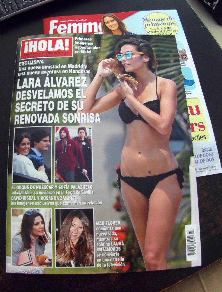 Cover of the magazine Hola April 2016
