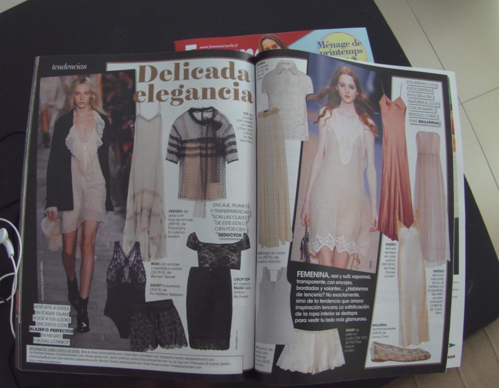 Fashion pages in Hola magazine of April 2016